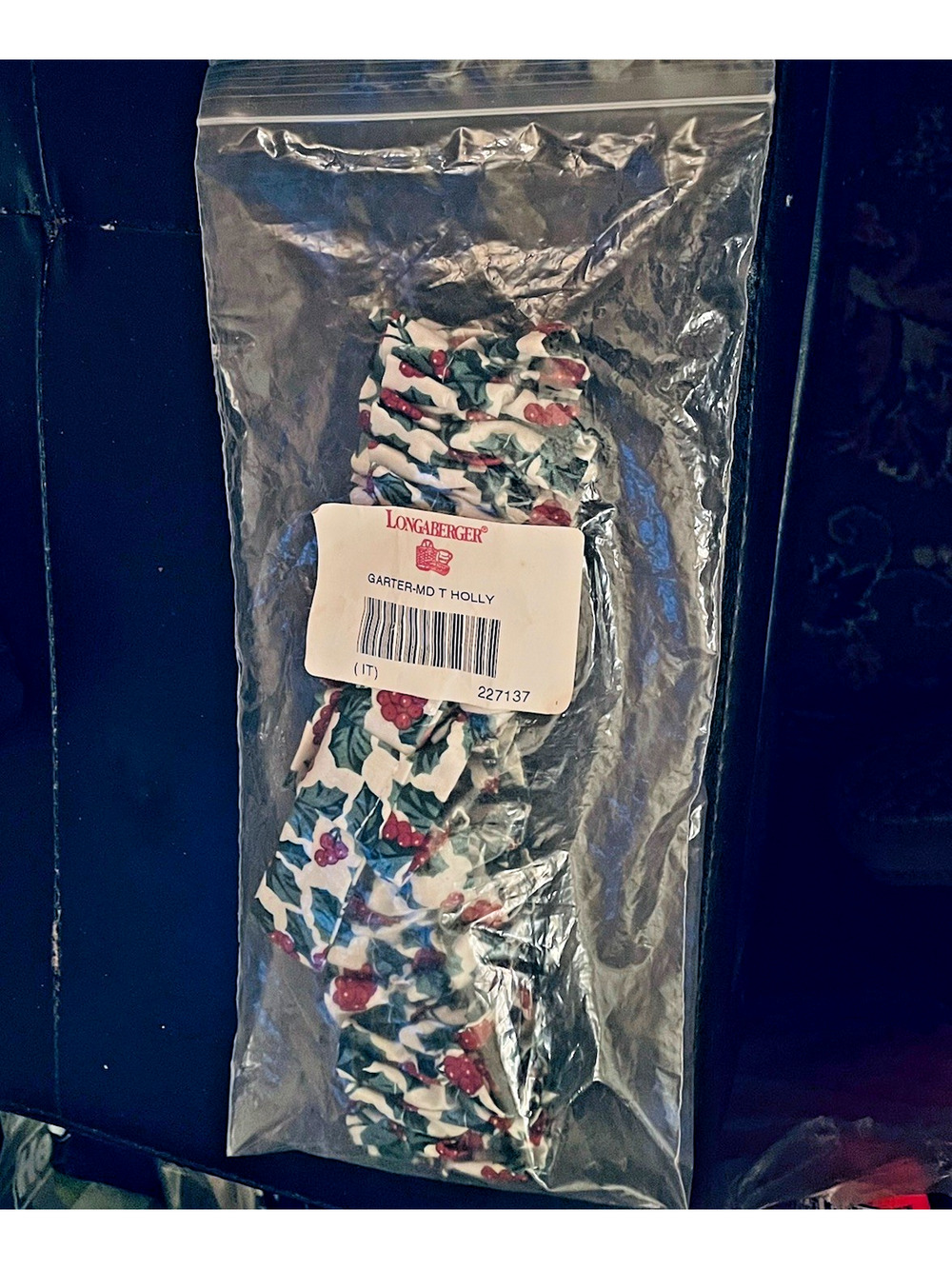 Longaberger Medium Garter for Basket Gathered Tradition Holly Bow Retired 10"-15